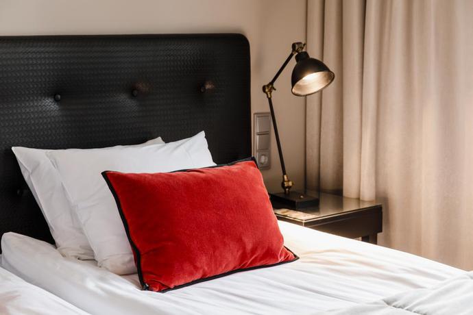 Imagen de la habitación del Hotel F6. Foto 11