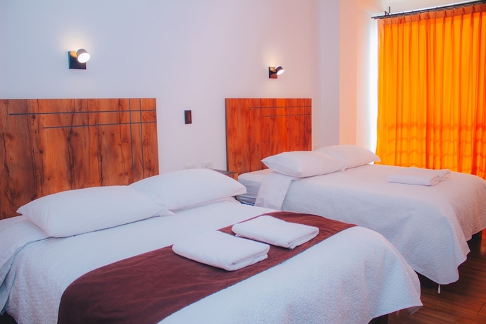 Imagen de la habitación del Hotel FABIS HOTEL. Foto 2