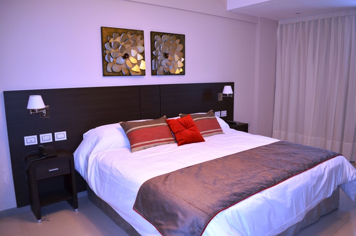 Imagen de la habitación del Hotel FADER HOTEL BOUTIQUE. Foto 14