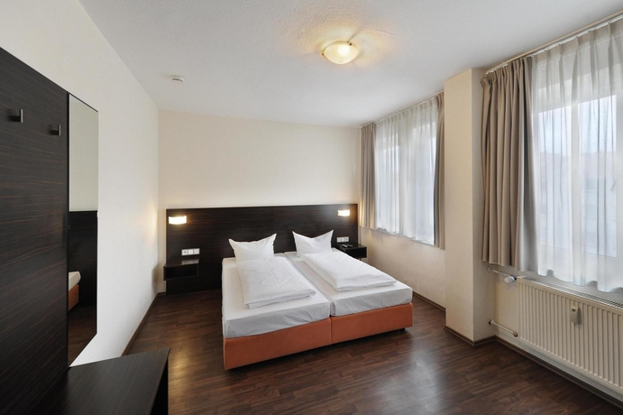 Imagen de la habitación del Hotel FAIR HOTEL AN DER MESSE. Foto 6