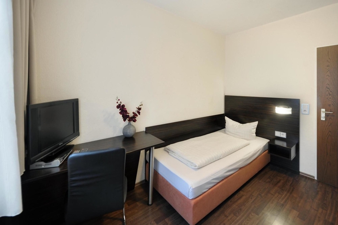 Imagen de la habitación del Hotel FAIR HOTEL AN DER MESSE. Foto 11