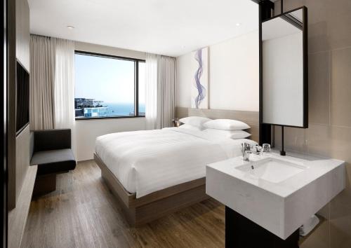Imagen de la habitación del Hotel FAIRFIELD BY MARRIOTT BUSAN. Foto 9