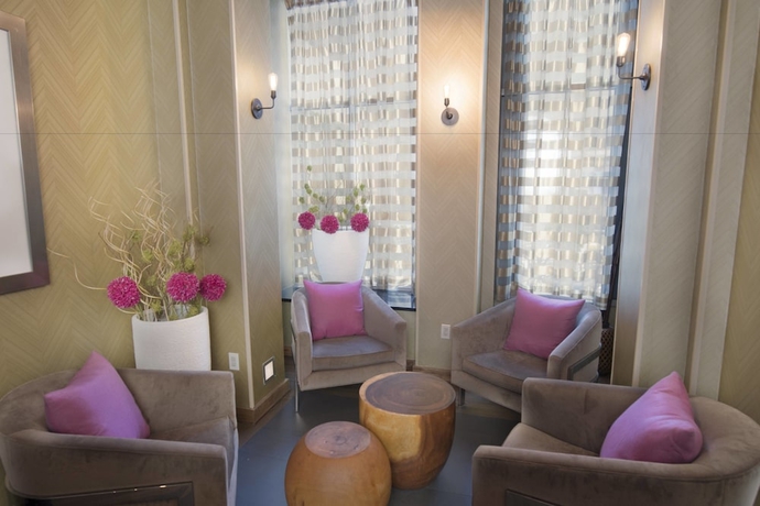 Imagen de los interiores del Hotel FAIRFIELD INN & SUITES FIFTH AVENUE. Foto 8