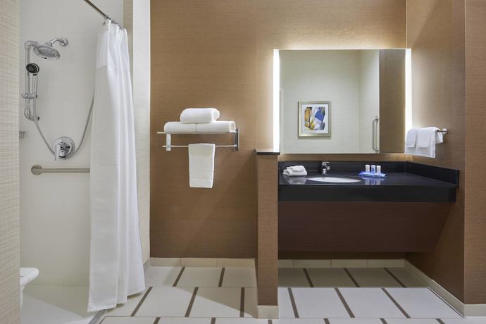 Imagen de la habitación del Hotel FAIRFIELD INN and SUITES NIAGARA FALLS. Foto 12