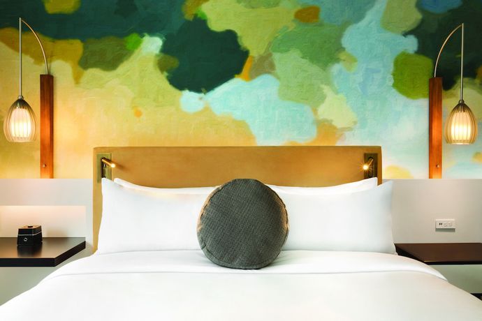 Imagen de la habitación del Hotel FAIRMONT THE QUEEN ELIZABETH. Foto 10