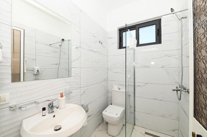 Imagen de la habitación del Hotel FAMA Durres. Foto 9
