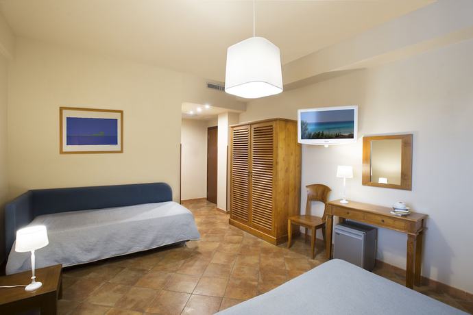 Imagen de la habitación del Hotel FAVIGNANA HOTEL Concept Holiday. Foto 6