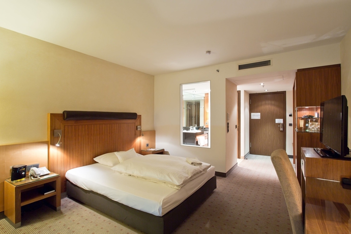 Imagen de la habitación del Hotel FAVORITE Parkhotel I Spa - Business - Fine Dining. Foto 7