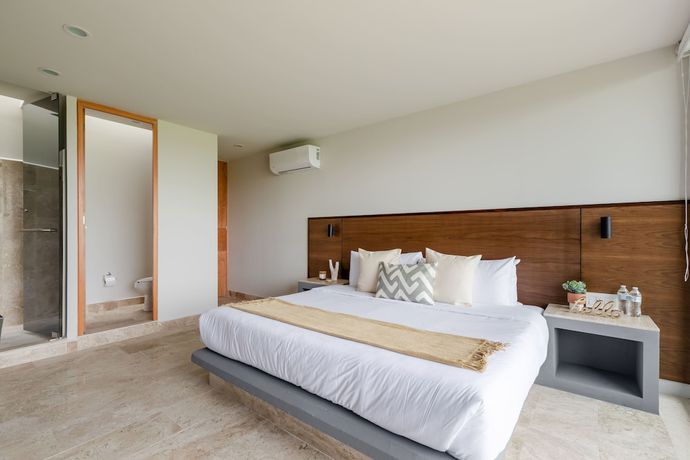 Imagen de la habitación del Hotel FC TOTAL. Foto 8