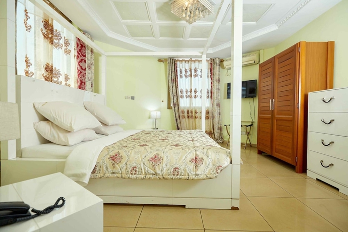 Imagen de la habitación del Hotel FELICIA H&Ocirc;TEL. Foto 11
