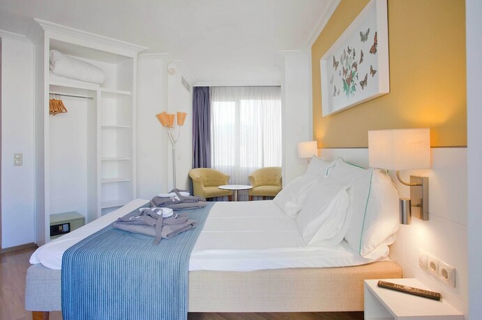 Imagen general del Hotel FERGUS Style Palma Beach. Foto 7
