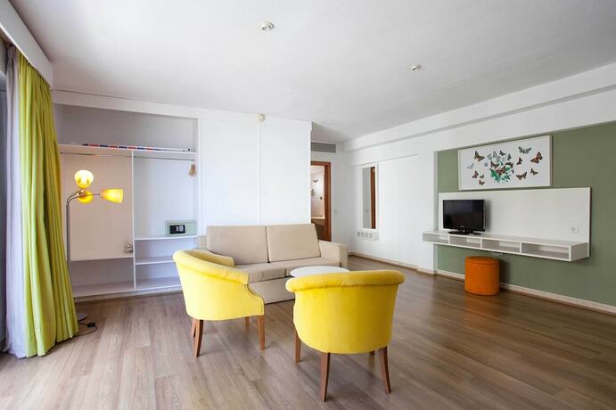 Imagen general del Hotel FERGUS Style Palma Beach. Foto 9