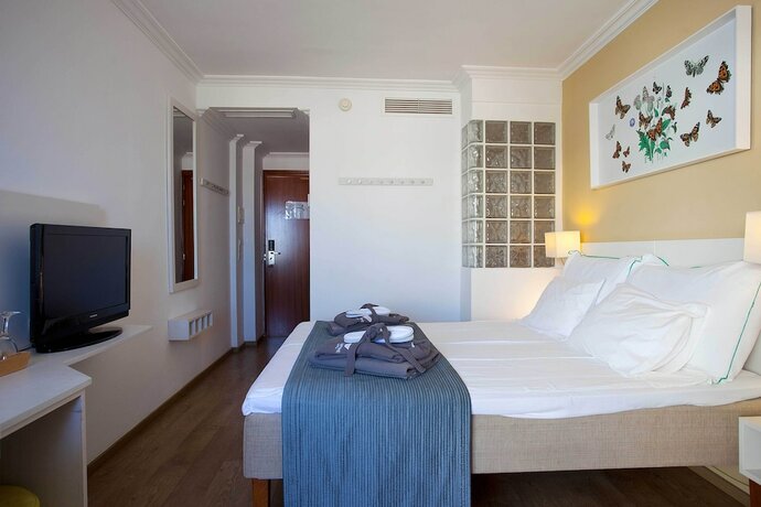 Imagen general del Hotel FERGUS Style Palma Beach. Foto 10