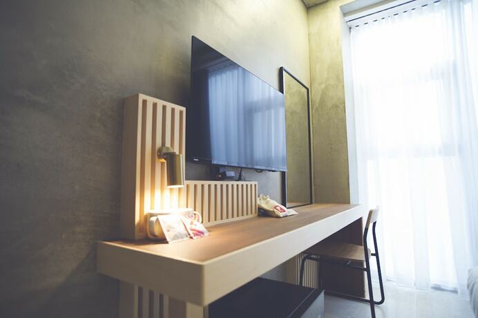 Imagen de la habitación del Hotel FFF. Foto 12