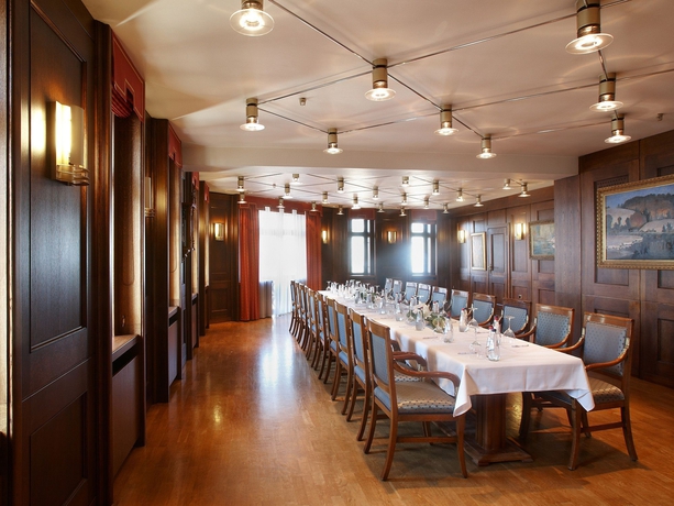 Imagen de los interiores del Hotel FG ROYAL. Foto 9