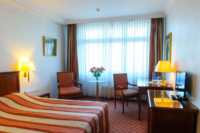 Imagen de los interiores del Hotel FG ROYAL. Foto 13