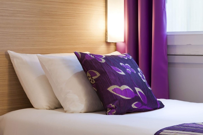 Imagen de la habitación del Hotel FH Confort H&ocirc;tel Orleans. Foto 16