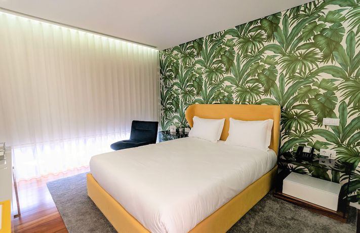 Imagen de la habitación del Hotel FH. Foto 8