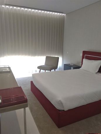 Imagen de la habitación del Hotel FH. Foto 9