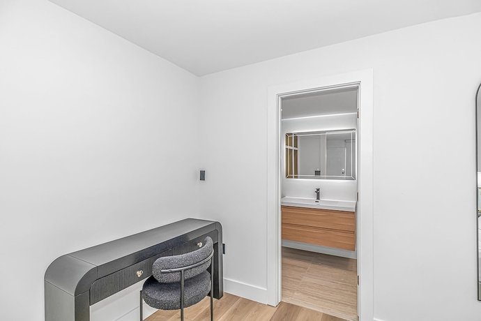 Imagen de la habitación del Hotel FIFTH AND OCEAN. Foto 15