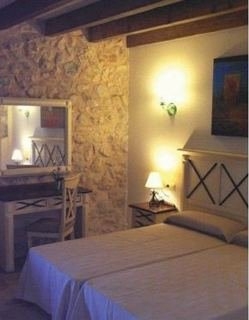 Imagen de la habitación del Hotel FINCA ROQUETA. Foto 3