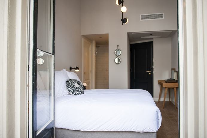 Imagen de la habitación del Hotel FINCH Boutique. Foto 10