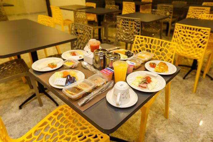 Imagen del bar/restaurante del Hotel FIT Transamerica Recife. Foto 3