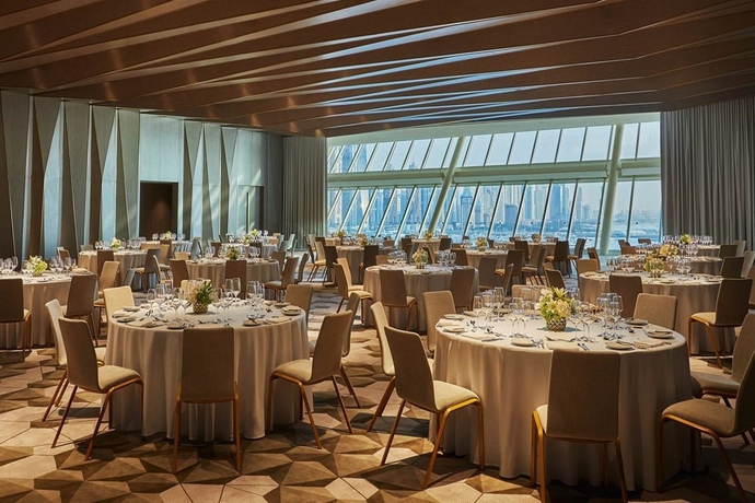 Imagen general del Hotel FIVE Palm Jumeirah Dubai. Foto 15