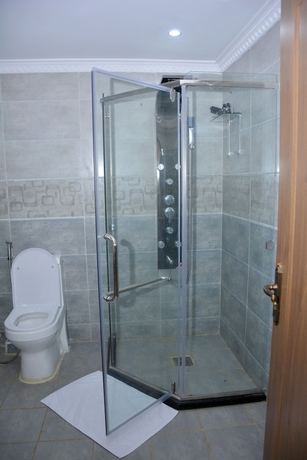 Imagen de la habitación del Hotel FK Resort and Spa. Foto 18