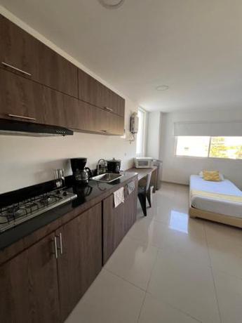 Imagen general del Hotel FLORA SUITES DELUXE. Foto 16