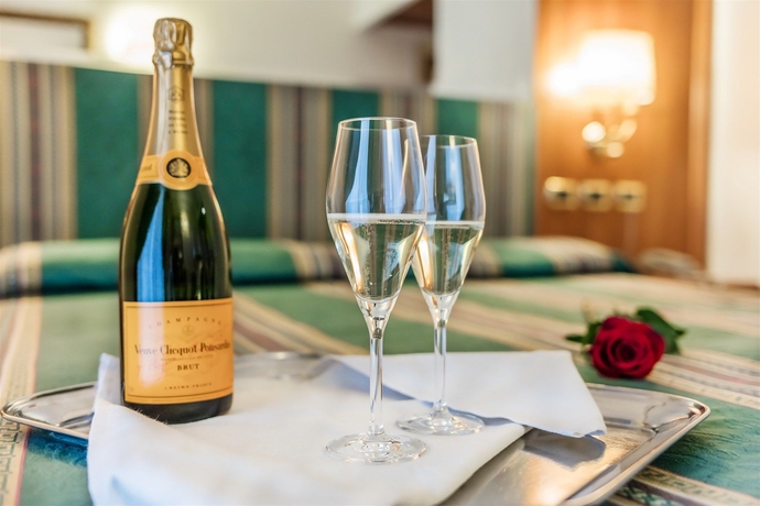 Imagen de la habitación del Hotel FLORIDIA. Foto 11