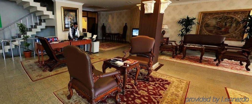 Imagen de los interiores del Hotel FLORYA KONAGI. Foto 15
