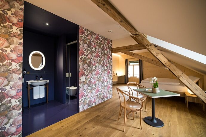 Imagen de la habitación del Hotel FL&Uuml;HLI Kurhaus. Foto 3