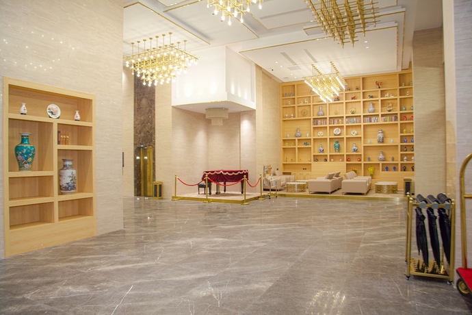 Imagen de los interiores del Hotel FM HOTELS. Foto 18