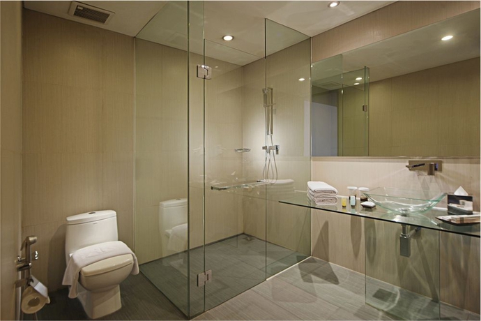 Imagen de la habitación del Hotel FM7 Resort - Jakarta Airport. Foto 5
