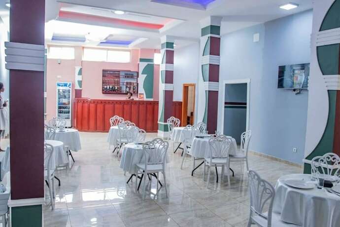 Imagen general del Hotel FONO H&Ocirc;TEL Sarl. Foto 4