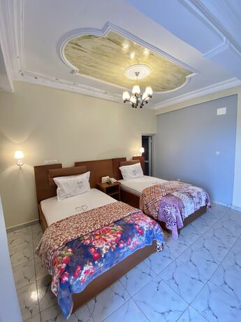 Imagen de la habitación del Hotel FONO H&Ocirc;TEL Sarl. Foto 16