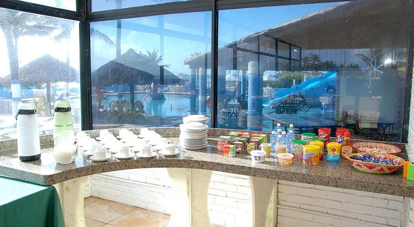 Imagen del bar/restaurante del Hotel FORTALEZA PARK. Foto 2