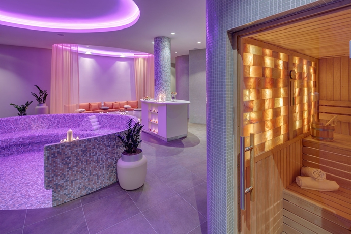 Imagen general del Hotel FORTUNA POREC. Foto 1