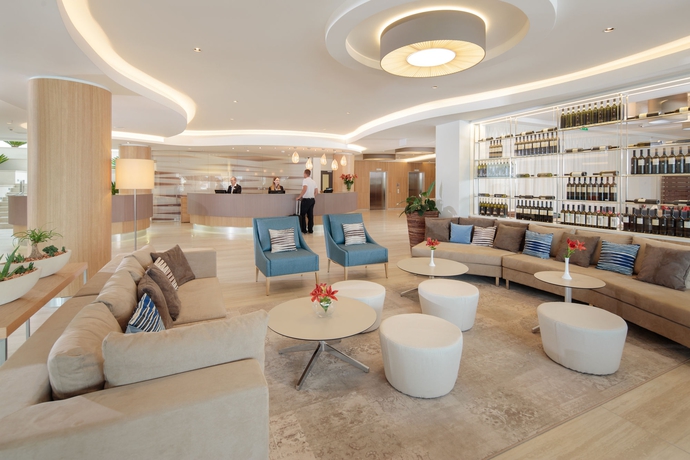 Imagen de los interiores del Hotel FORTUNA POREC. Foto 13