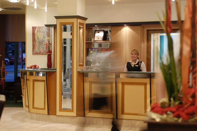 Imagen de los interiores del Hotel FOUR Essen City Centre. Foto 7