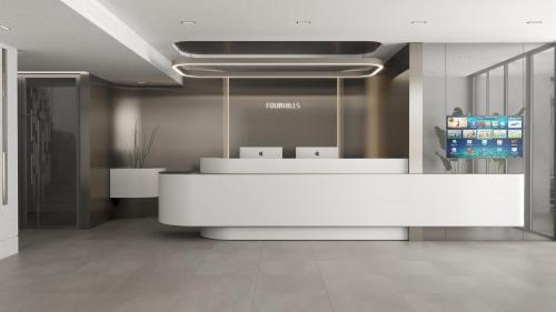 Imagen general del Hotel FOUR HILLS HOTEL. Foto 1