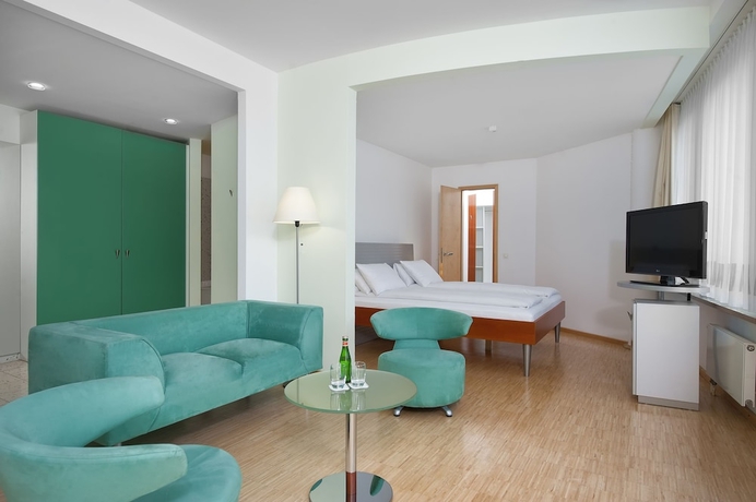 Imagen de la habitación del Hotel FOUR Munich Neue Messe. Foto 9