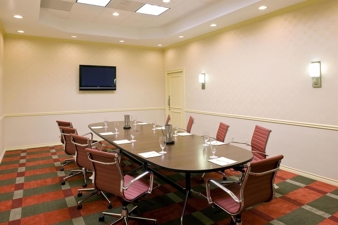 Imagen de los interiores del Hotel FOUR POINTS BY SHERATON HOUSTON MEMORIAL CITY. Foto 11