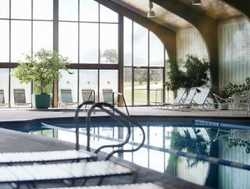 Imagen de la piscina del Hotel FOUR POINTS BY SHERATON HYANNIS. Foto 8