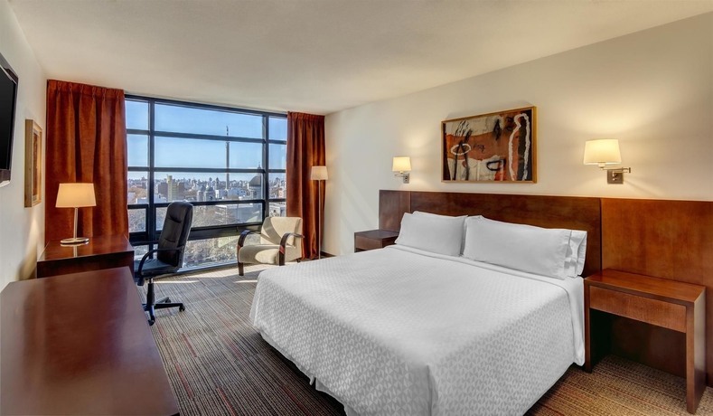 Imagen de la habitación del Hotel FOUR POINTS BY SHERATON MONTEVIDEO. Foto 4