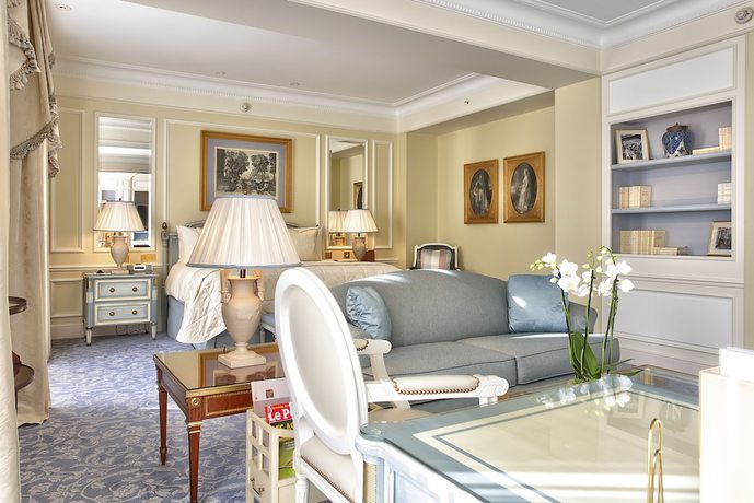 Imagen de la habitación del Hotel FOUR SEASONS GEORGE V PARIS. Foto 17
