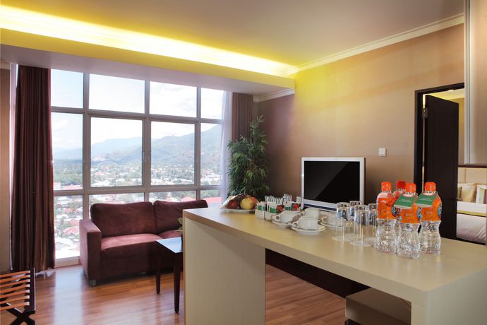 Imagen de la habitación del Hotel FOX Gorontalo. Foto 11