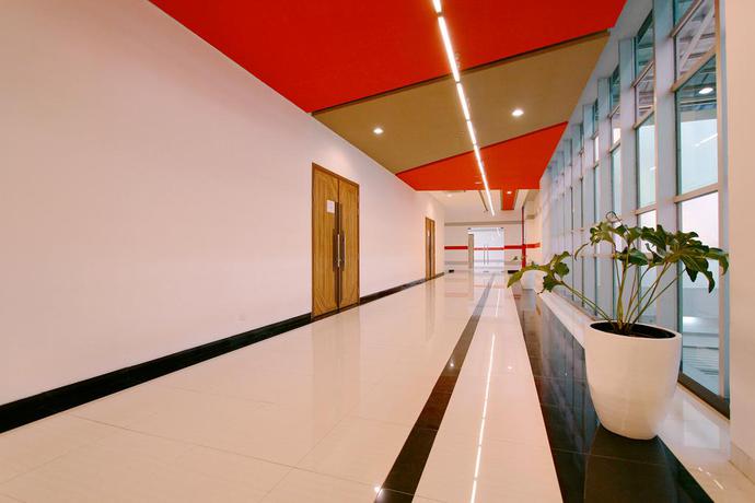 Imagen de los interiores del Hotel FOX Lite Hotel Metro Indah - Bandung. Foto 16