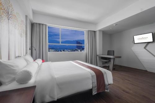 Imagen general del Hotel FOX Lite Royal Bay Makassar. Foto 4